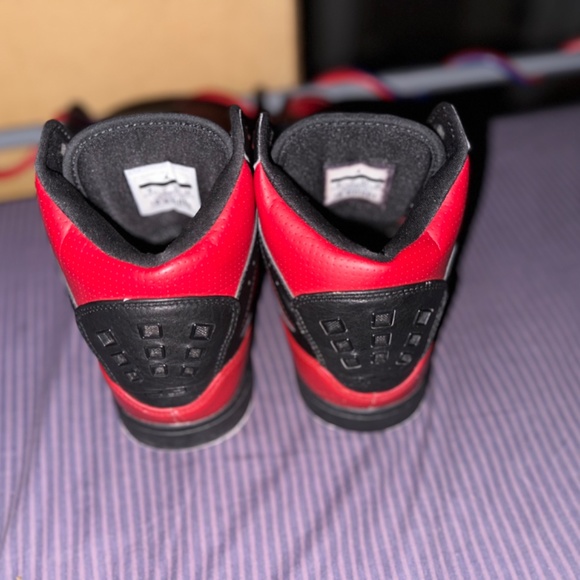 Jordan 1 Flight Gym Red Mens Size US 8 372704-601 Basketball Shoes - Picture 6 of 9